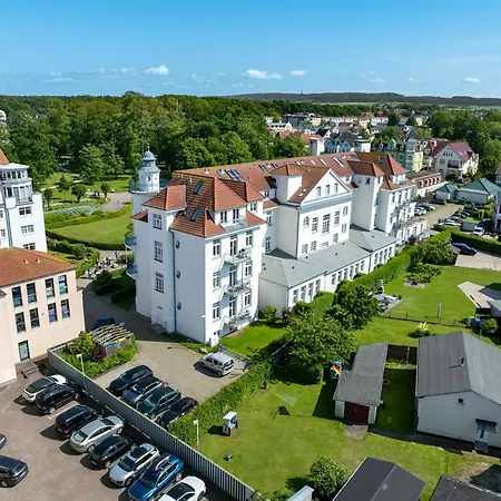 Haus Am Park 27 Διαμέρισμα Ostseebad Kühlungsborn